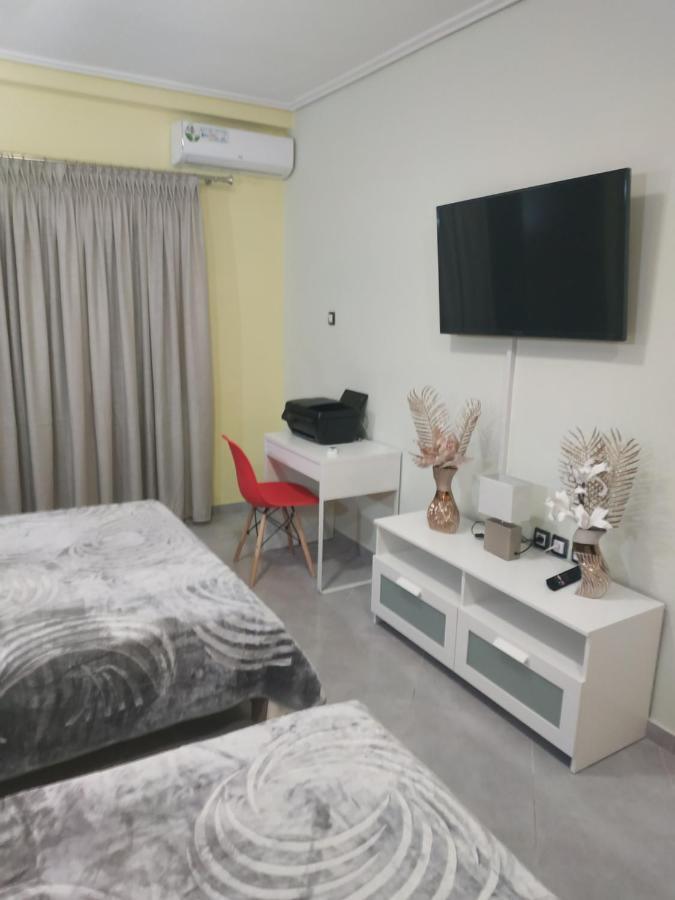 G M 1 Rooms Kentro In The Heart Of The City Yenişehir Dış mekan fotoğraf